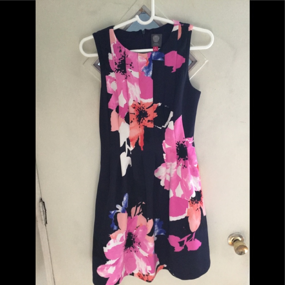 Fully lined sleeveless floral dress - Picture 1 of 15